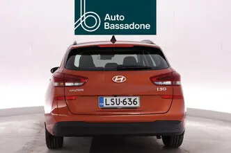 Hyundai i30, 1.0, 74 kW, бензин, автомат, передний привод