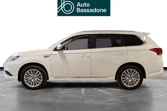 Mitsubishi Outlander, 2.4, 99 kW, plug-in hybrid, automatic, four-wheel drive