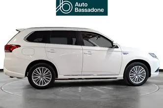 Mitsubishi Outlander, 2.4, 99 kW, plug-in hybrid, automatic, four-wheel drive