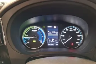 Mitsubishi Outlander, 2.4, 99 kW, plug-in hybrid, automatic, four-wheel drive