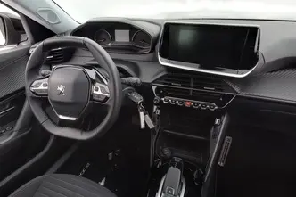 Peugeot 2008, 1.2, 96 kW, petrol, automatic, front-wheel drive