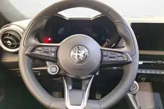 Alfa Romeo Tonale, 1.5, 118 kW, petrol, automatic, front-wheel drive