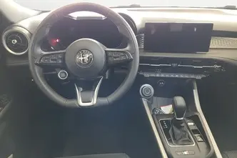 Alfa Romeo Tonale, 1.5, 96 kW, hybrid, automatic, front-wheel drive