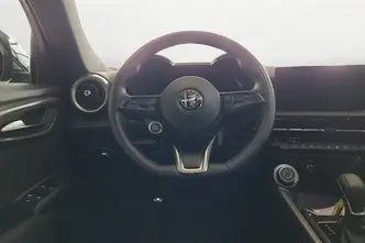 Alfa Romeo Tonale, 1.5, 96 kW, hybrid, automatic, front-wheel drive