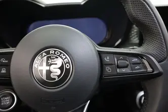Alfa Romeo Tonale, 1.5, 96 kW, hybrid, automatic, front-wheel drive