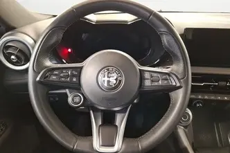 Alfa Romeo Tonale, 1.5, 96 kW, hybrid, automatic, front-wheel drive