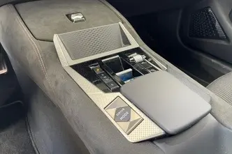 DS 4, 1.6, 165 kW, pistikhübriid, automaat, esivedu