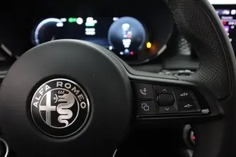 Alfa Romeo Tonale, 1.5, 96 kW, hybrid, automatic, front-wheel drive