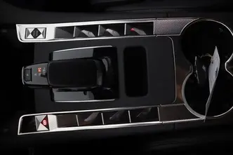 DS 7 Crossback, 1.6, 221 kW, подключаемый гибрид, автомат, полный привод