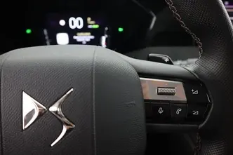 DS 4, 1.6, 165 kW, pistikhübriid, automaat, esivedu