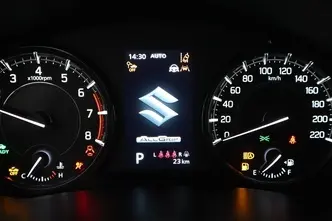 Suzuki Vitara, 1.5, 85 kW, гибрид, автомат, полный привод