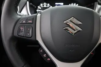 Suzuki Vitara, 1.5, 85 kW, гибрид, автомат, полный привод