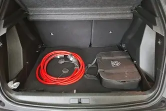 Peugeot e-2008, elekter, automaat, esivedu