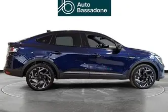 Renault Arkana, 1.6, 105 kW, гибрид, автомат, передний привод