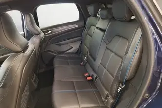 Renault Arkana, 1.6, 105 kW, гибрид, автомат, передний привод