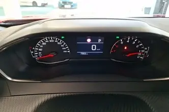 Peugeot 2008, 1.2, 96 kW, бензин, автомат, передний привод