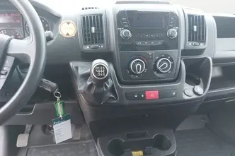 Peugeot Boxer, 2.2, 103 kW, diesel, manual, front-wheel drive