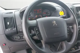 Peugeot Boxer, 2.2, 103 kW, diesel, manual, front-wheel drive
