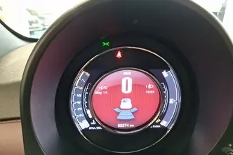 Fiat 500C, 1.0, 51 kW, гибрид, механическая, передний привод