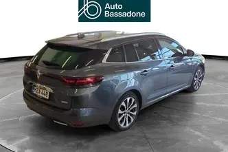 Renault Megane, 1.6, 67 kW, plug-in hybrid, automatic, front-wheel drive