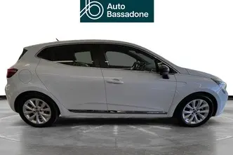 Renault Clio, 1.6, 67 kW, hybrid, automatic, front-wheel drive