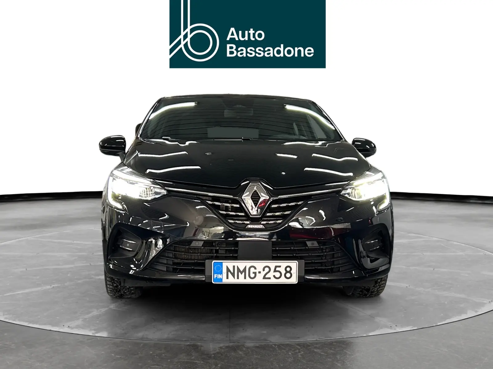 Renault Clio, 1.6, 67 kW, hybrid, automatic, front-wheel drive