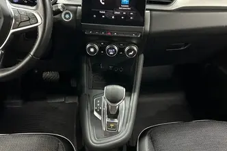 Renault Captur, 1.6, 68 kW, подключаемый гибрид, автомат, передний привод