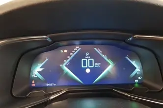 DS 7 Crossback, 1.6, 221 kW, подключаемый гибрид, автомат, полный привод