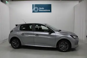 Peugeot 208, 1.2, 74 kW, petrol, automatic, front-wheel drive