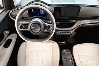 Fiat 500e, 87 kW, elekter, automaat, esivedu