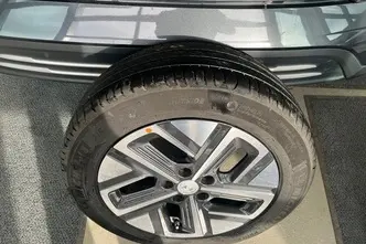 Hyundai Kona, 100 kW, elekter, automaat, esivedu