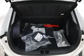Hyundai Kona, 160 kW, elekter, automaat, esivedu