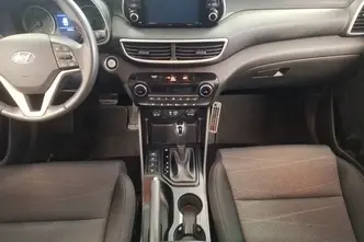 Hyundai Tucson, 1.6, 130 kW, бензин, автомат, полный привод