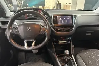 Peugeot 2008, 1.2, 81 kW, бензин, автомат, передний привод