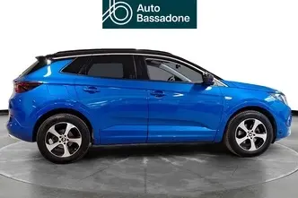 Opel Grandland, 1.2, 96 kW, бензин, автомат, передний привод