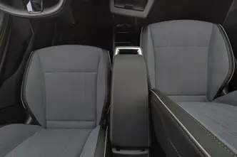 Renault Megane, 160 kW, elekter, automaat, esivedu