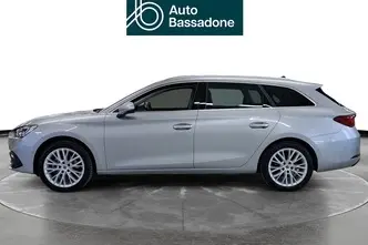 SEAT Leon, 1.5, 110 kW, гибрид, автомат, передний привод