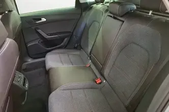 SEAT Leon, 1.5, 110 kW, гибрид, автомат, передний привод