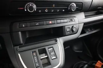 Opel Vivaro-e, electric, automatic, front-wheel drive