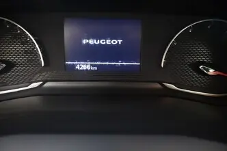 Peugeot 208, 1.2, 55 kW, petrol, manual, front-wheel drive