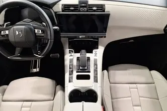 DS 7, 1.6, 221 kW, pistikhübriid, automaat, nelikvedu