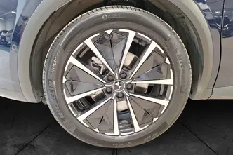 DS 7, 1.6, 221 kW, pistikhübriid, automaat, nelikvedu