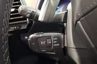 DS 7, 1.6, 221 kW, pistikhübriid, automaat, nelikvedu