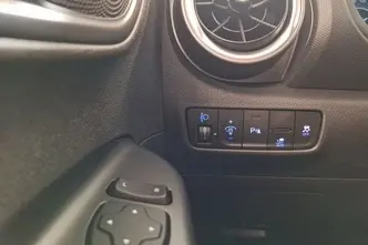 Hyundai Kona, 100 kW, elekter, automaat, esivedu