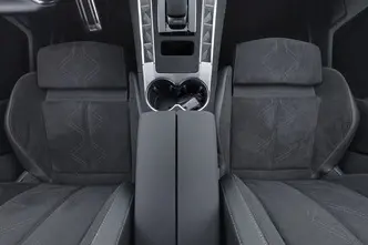 DS 7, 1.6, 221 kW, pistikhübriid, automaat, nelikvedu