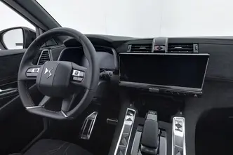 DS 7, 1.6, 221 kW, pistikhübriid, automaat, nelikvedu