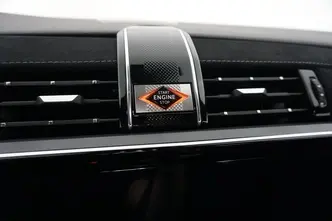 DS 7, 1.6, 221 kW, pistikhübriid, automaat, nelikvedu