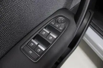 Renault Symbioz, 1.6, 105 kW, гибрид, автомат, передний привод