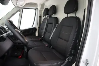 Peugeot Boxer, 2.2, 103 kW, diesel, manual, front-wheel drive