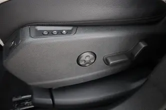 DS 7 Crossback, 1.6, 221 kW, plug-in hybrid, automatic, four-wheel drive
